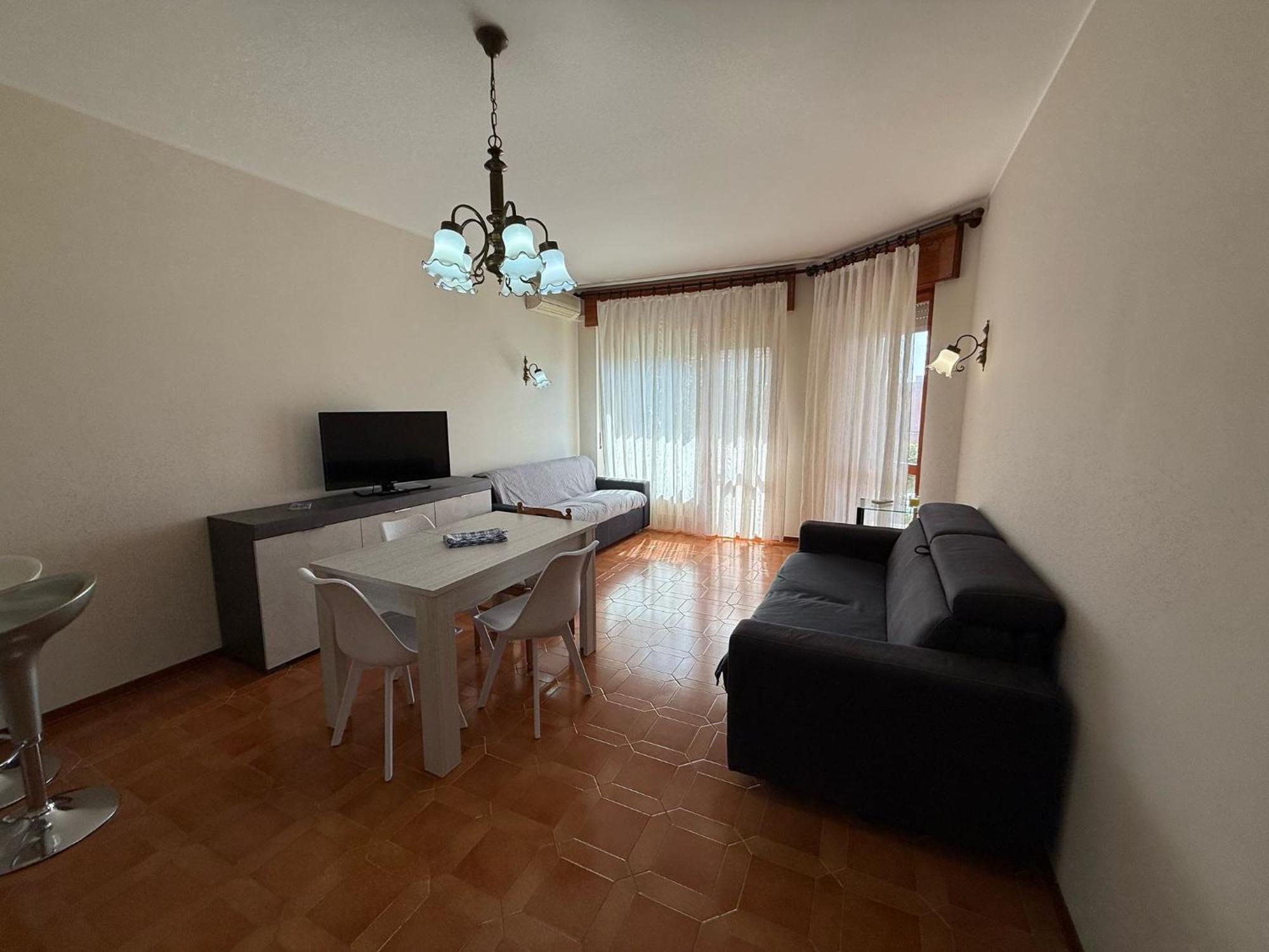 Wh - Appartamento Siccardi In Zona Residenziale Con Posto Auto Сан Ремо Екстериор снимка