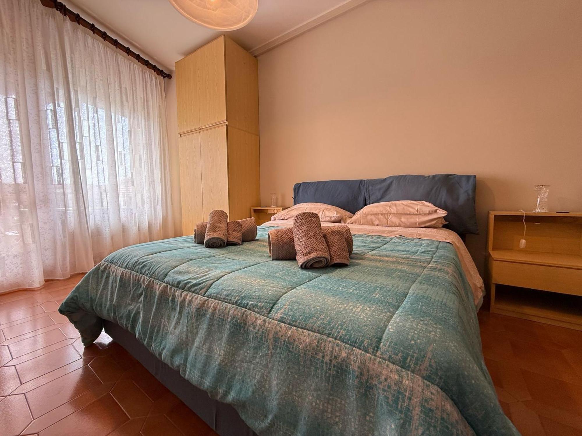 Wh - Appartamento Siccardi In Zona Residenziale Con Posto Auto Сан Ремо Екстериор снимка